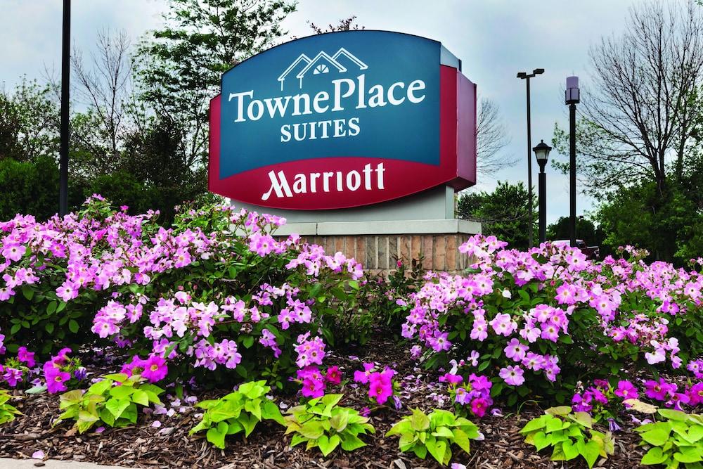 Townhome Suites